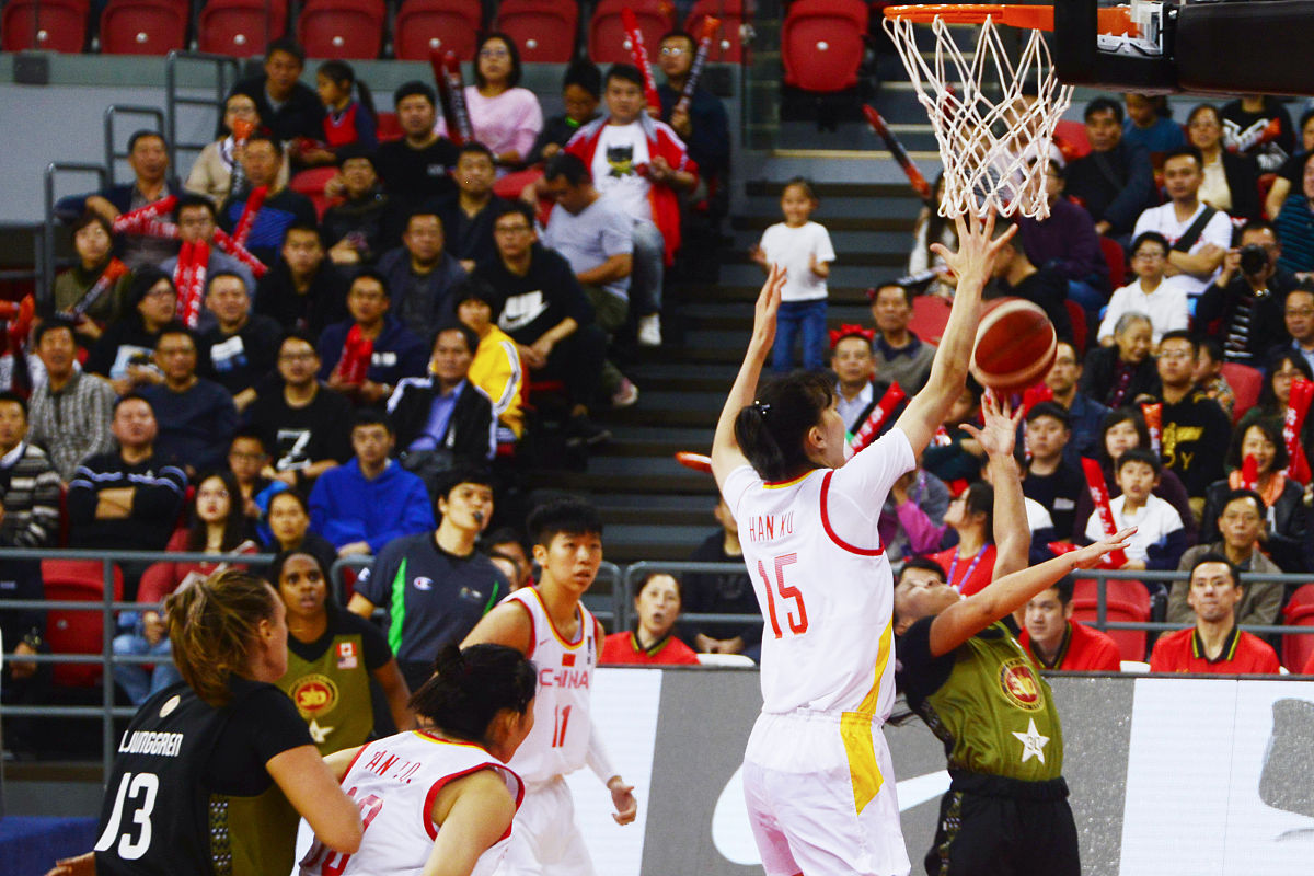 开拓者队客场大胜，全队士气高昂迎接下一场较量