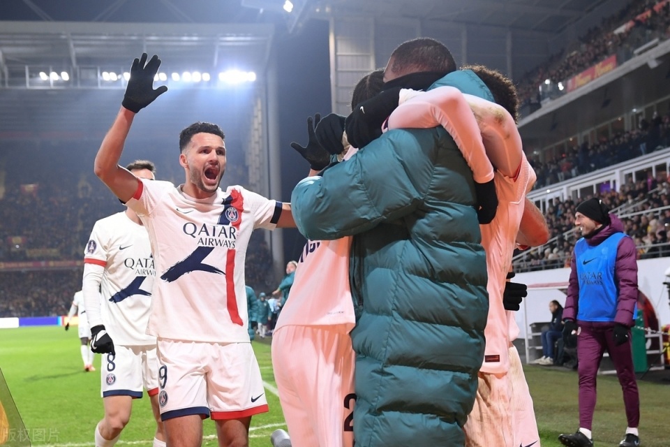 包含阿森纳较量利物浦，凯尔特人助力欧冠晋级的词条