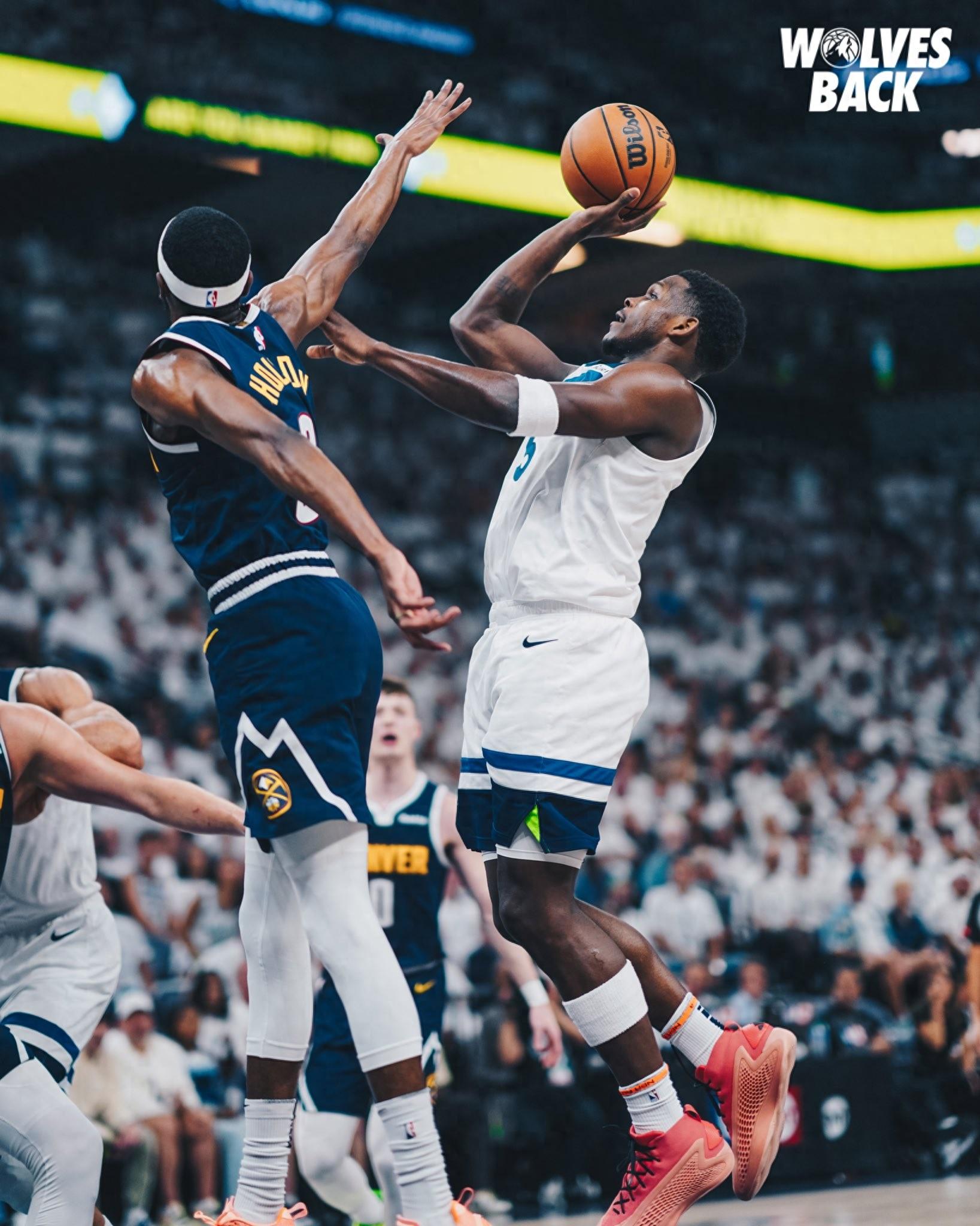 爵士惊艳全场，唐斯助攻爆棚，绝杀战胜逆转取胜！的简单介绍