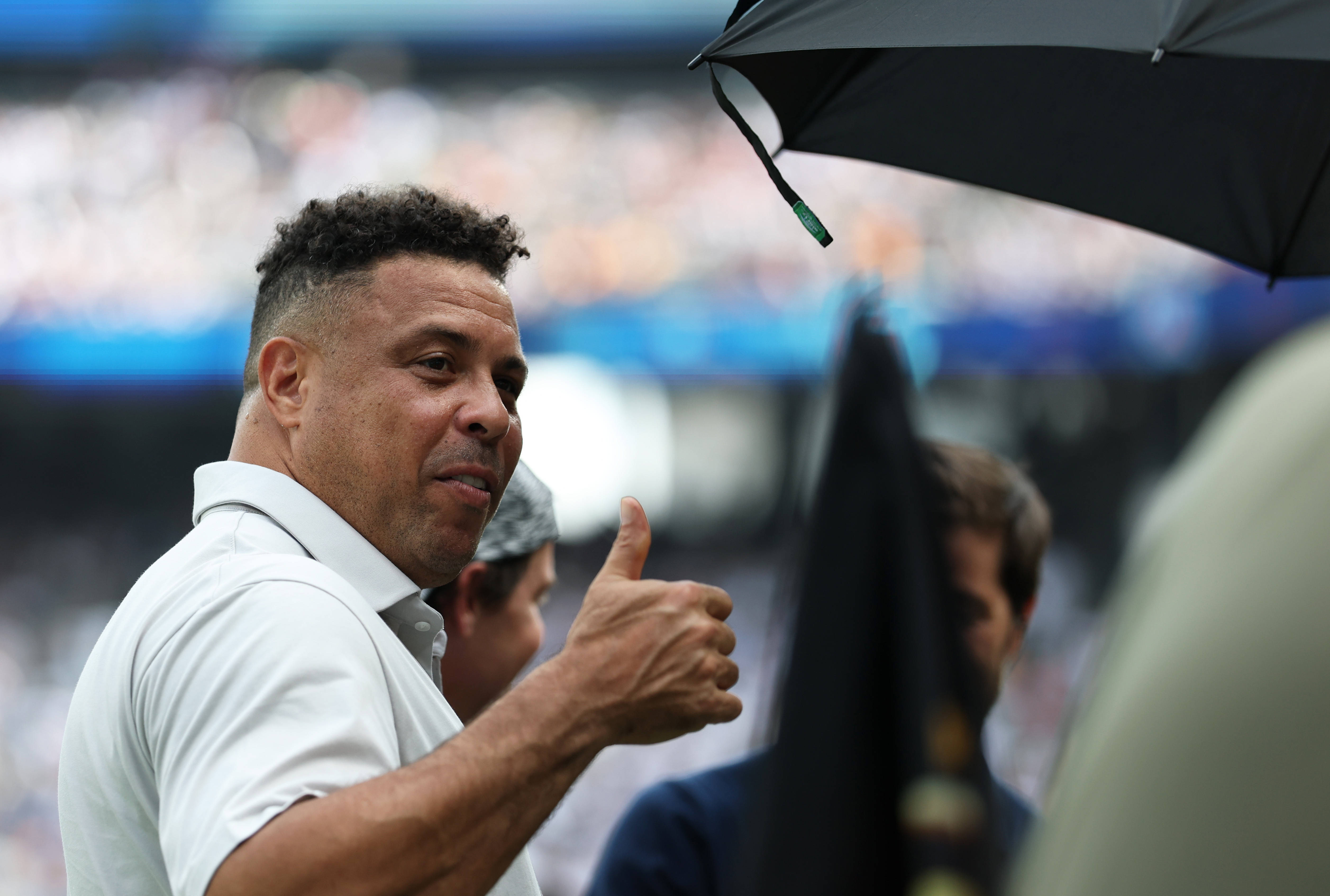 西亚卡姆回归赛场,挺进下一轮首场状态亮眼,巴黎圣日耳曼观众沸腾! 西亚卡姆回归赛场,挺进下一轮首场状态亮眼,巴黎圣日耳曼观众沸腾!